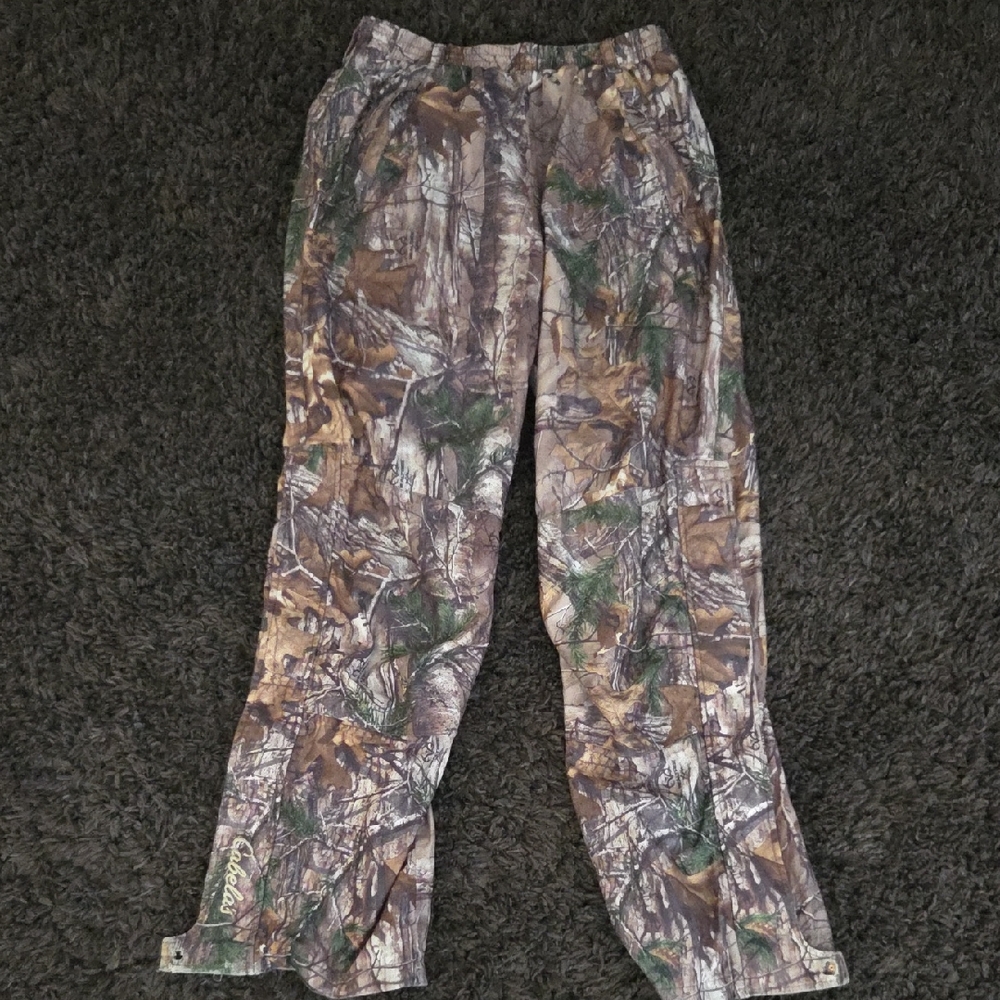 Cabela's Men's Woodland Camo Cargo Pants